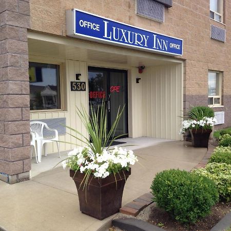 Luxury Inn 콜링우드 외부 사진